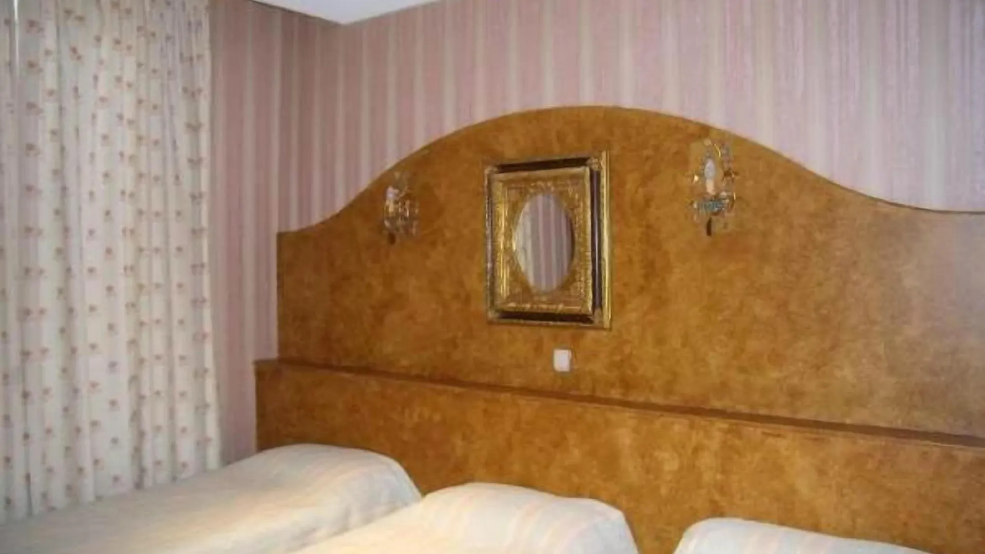 Hotel Chiffre Albi