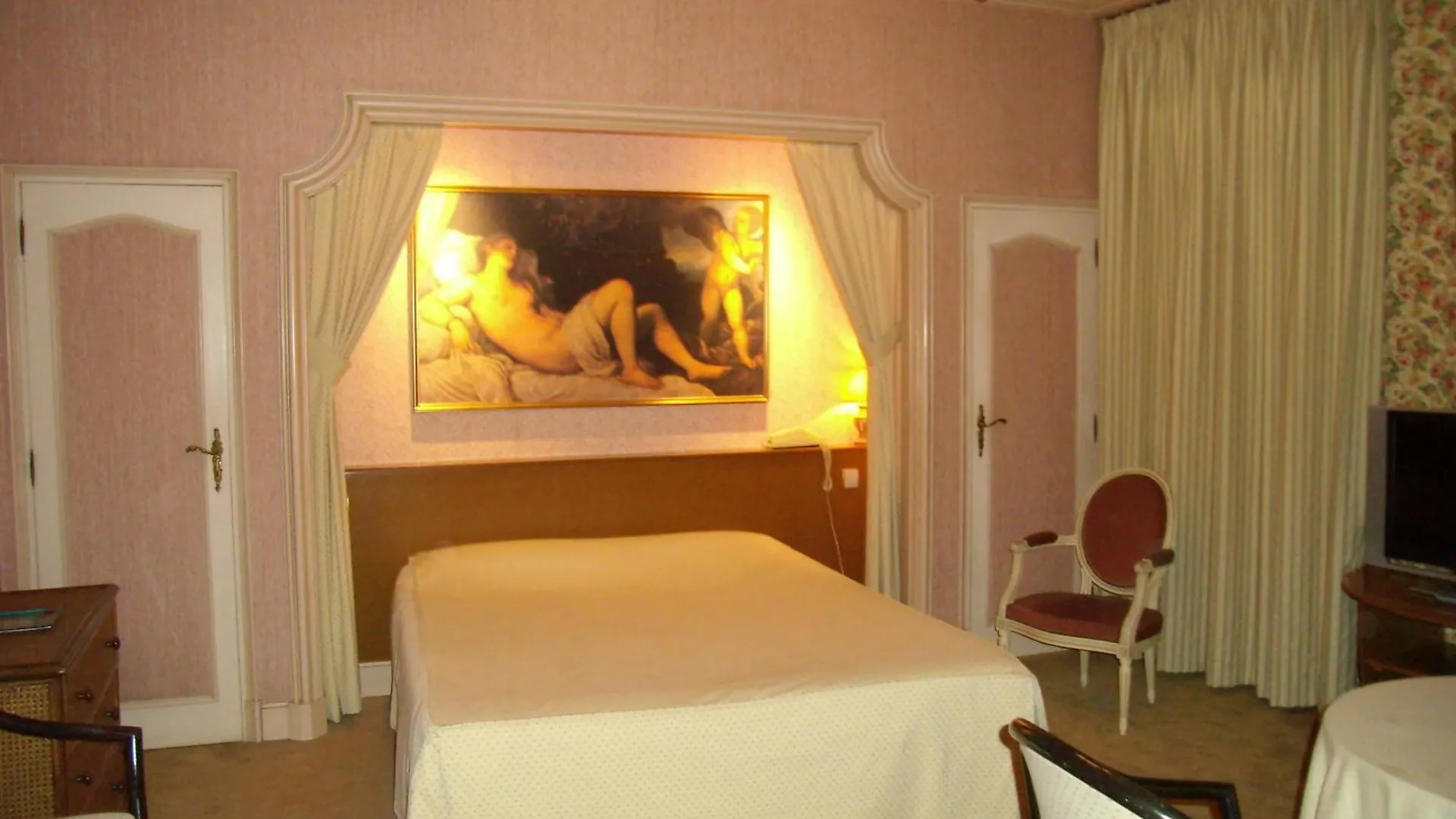 Hotel Chiffre Albi France