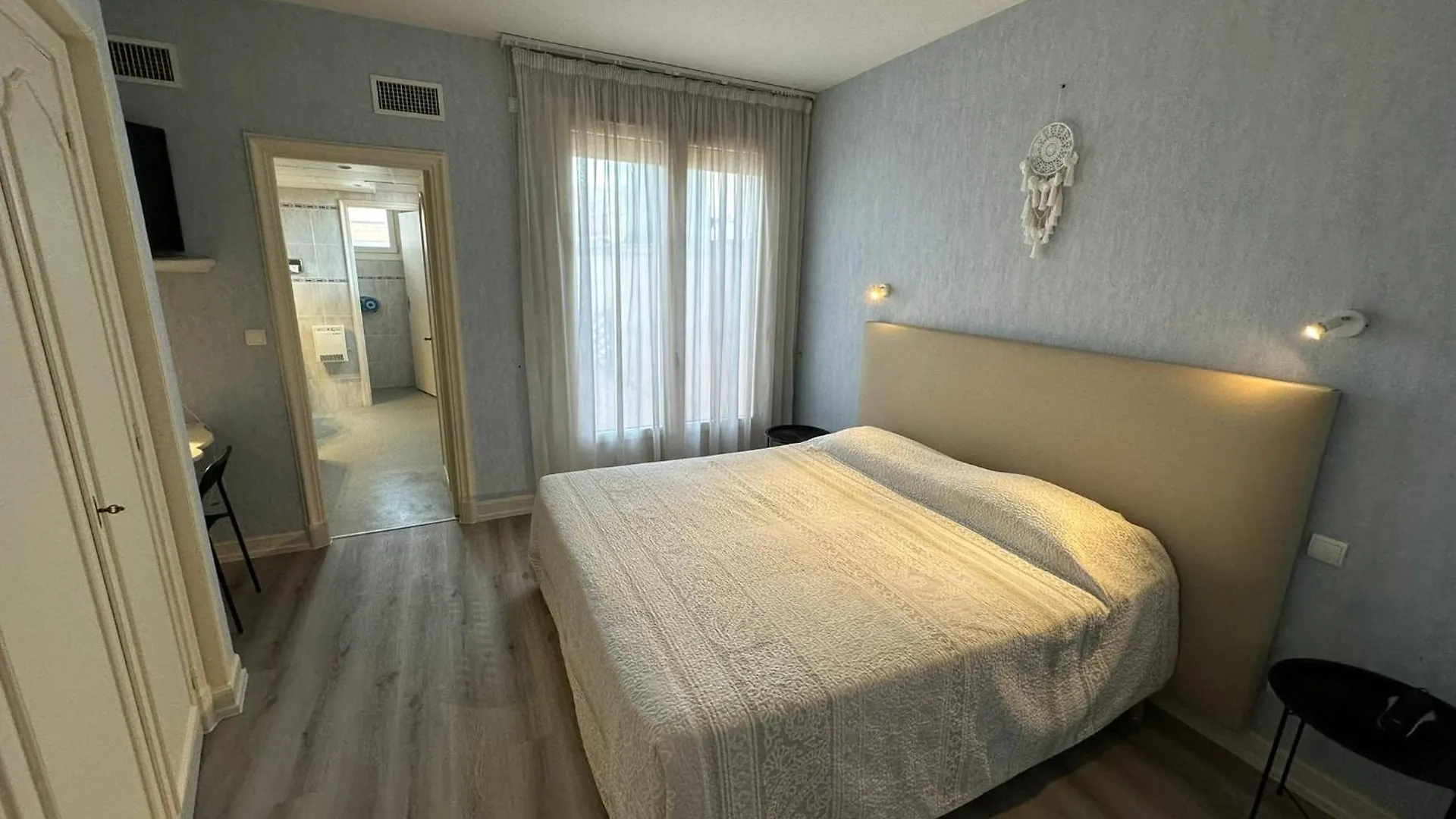 Hotel Chiffre Albi 3*,