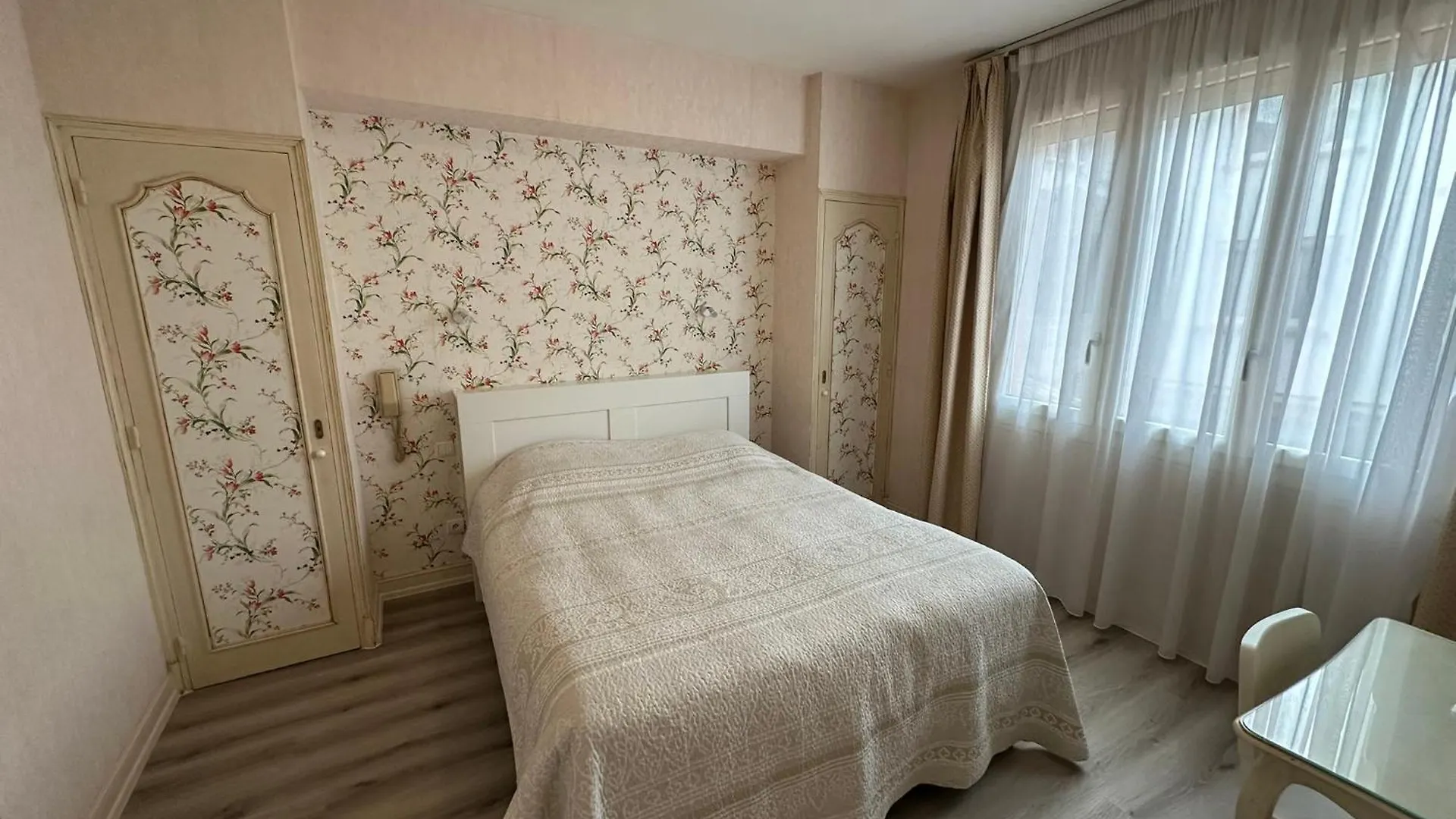 Hotel Chiffre Albi France